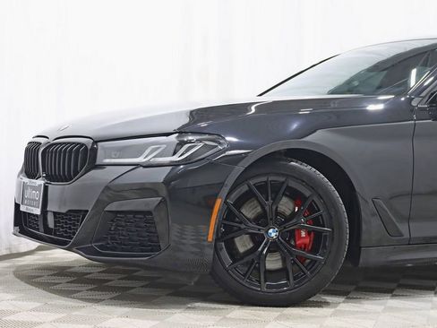 Used 2022 BMW 530i xDrive w/ Executive Package image 2