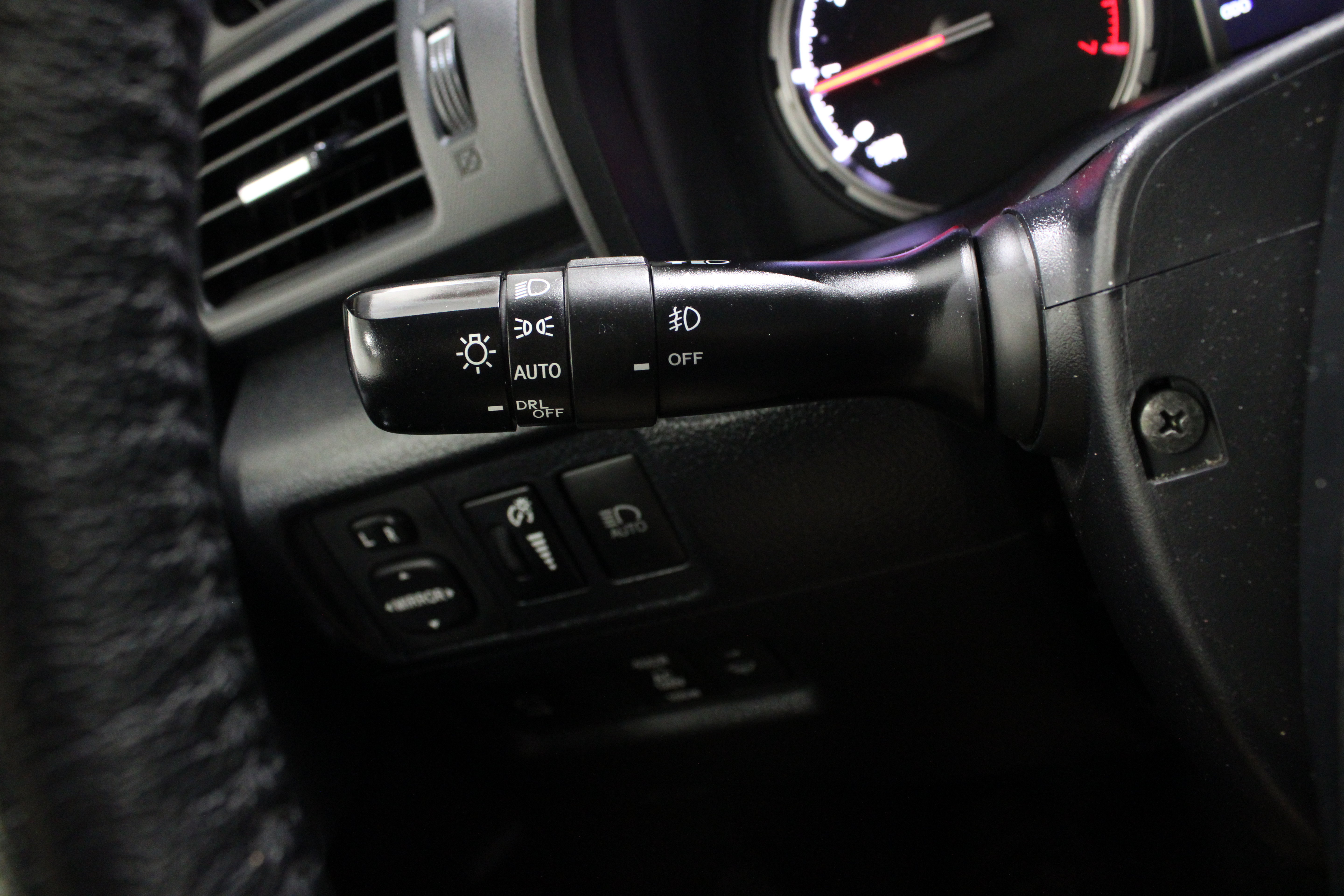Used 2024 Toyota 4Runner Limited AWD/4WD image 27