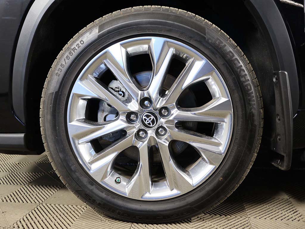 Used 2023 Toyota Highlander Limited AWD/4WD image 21