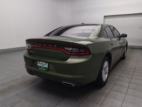 Used 2022 Dodge Charger SXT w/ Driver Convenience Group RWD image 9