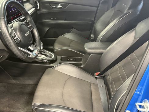 Used 2023 Kia Forte GT-Line w/ GT-Line Premium Package FWD image 27