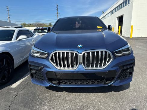 Used 2023 BMW X6 xDrive40i w/ M Sport Package AWD/4WD image 4