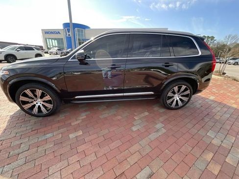 Used 2023 Volvo XC90 B6 Ultimate w/ Protection Package Premier image 13