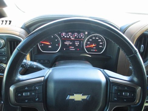 Used 2022 Chevrolet Silverado 2500 High Country w/ Z71 Off-Road Package image 31