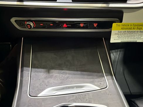 New 2026 BMW X7 xDrive40i w/ M Sport Package image 34