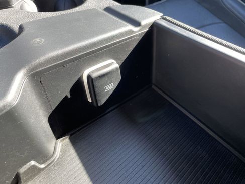 Certified 2024 RAM 2500 Laramie image 28