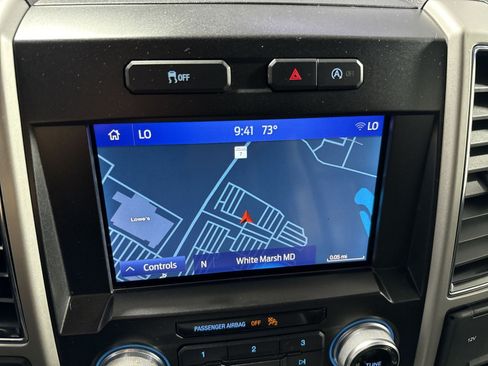 Used 2019 Ford F150 Lariat w/ Equipment Group 502A Luxury AWD/4WD image 21