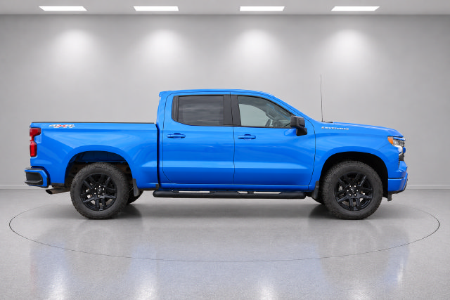 Used 2026 Chevrolet Silverado 1500 RST w/ RST Select Package AWD/4WD image 2