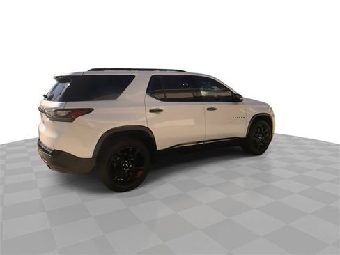 Used 2021 Chevrolet Traverse Premier w/ Redline Edition image 14