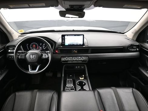 Used 2023 Honda Pilot Touring image 24