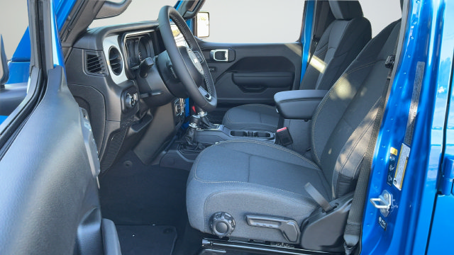 New 2026 Jeep Gladiator Sport AWD/4WD image 20