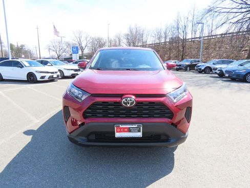 Used 2022 Toyota RAV4 LE image 6