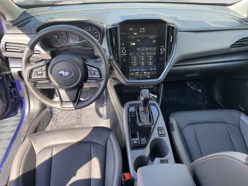 Used 2025 Subaru Crosstrek 2.5i Limited w/ Crosstrek Mirror Package image 17