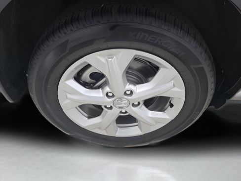 Used 2025 Honda HR-V LX image 9
