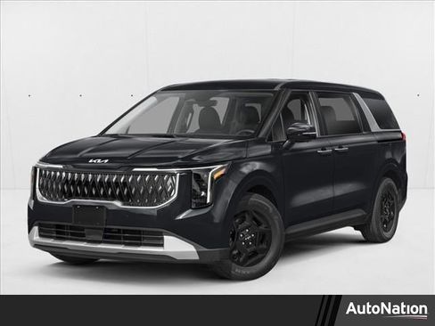 Used 2025 Kia Carnival image 1