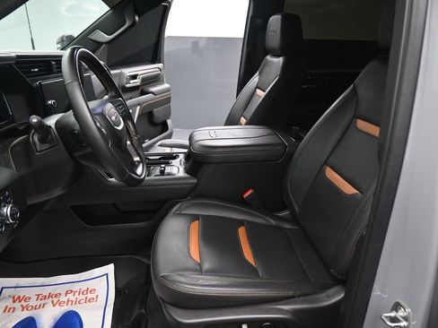 Used 2024 GMC Sierra 2500 AT4 w/ AT4 Preferred Package image 2