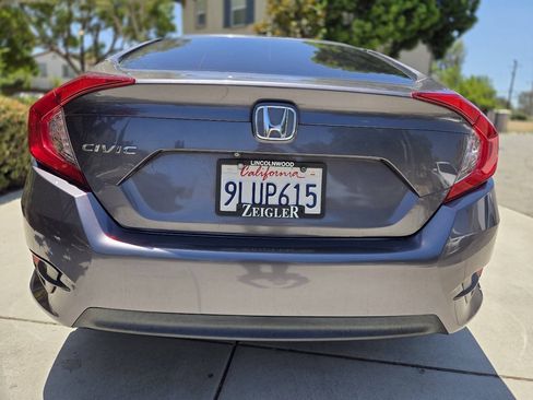 Used 2018 Honda Civic LX image 11