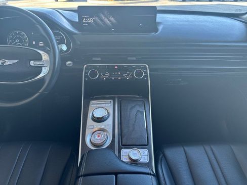 Used 2024 Genesis GV80 2.5T image 9
