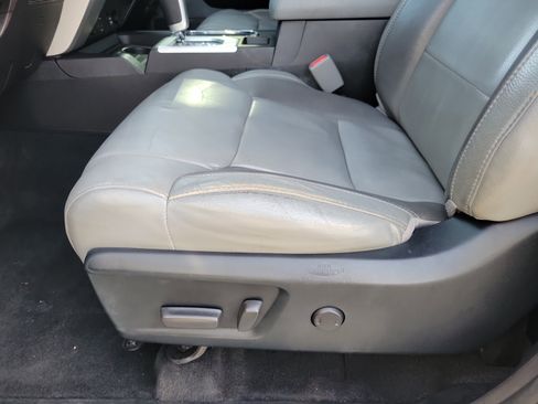 Used 2018 Toyota Tundra Limited image 5