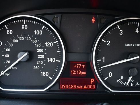 Used 2011 BMW 128i Convertible image 65