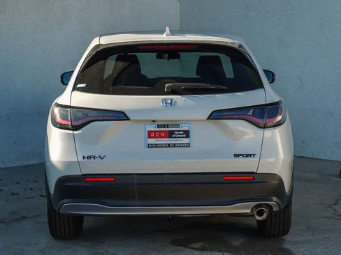 New 2027 Honda HR-V Sport image 5