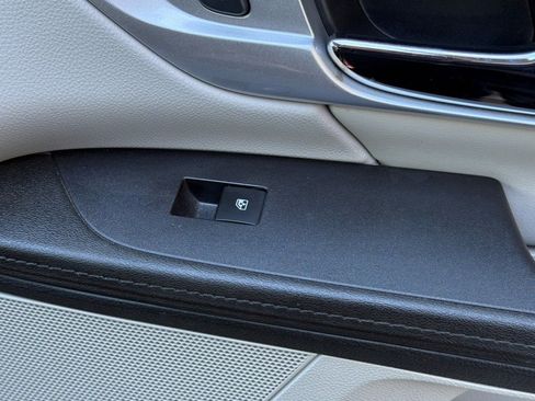 Used 2017 GMC Terrain SLT w/ Driver Alert Package I AWD/4WD image 21