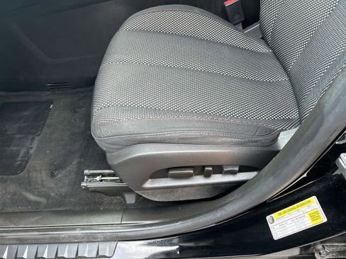 Used 2013 GMC Terrain SLE w/ Chrome and Technology Package image 18