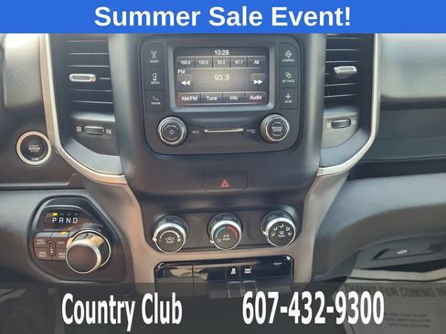 Used 2021 RAM 1500 Big Horn AWD/4WD image 12