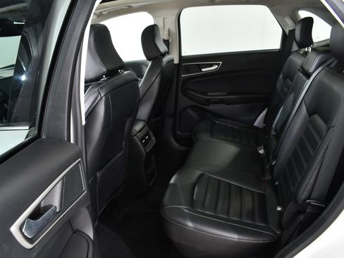 Used 2024 Ford Edge SEL w/ Convenience Package AWD/4WD image 16