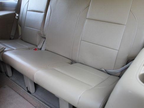 Used 2014 Nissan Armada Platinum image 15