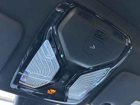 Used 2023 BMW i4 eDrive35 w/ Premium Package image 47