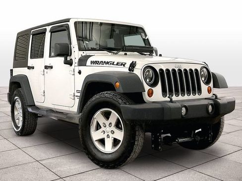 Used 2013 Jeep Wrangler Unlimited Sport AWD/4WD image 3