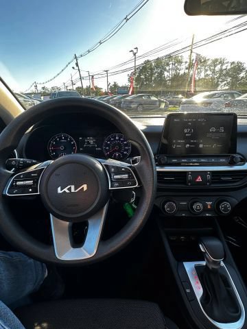 Used 2024 Kia Forte LXS FWD image 21