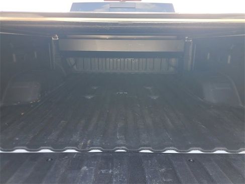 Used 2024 GMC Sierra 2500 AT4 w/ AT4 Premium Plus Package image 6