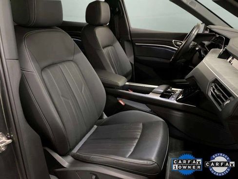 Used 2024 Audi Q8 e-tron Premium Plus image 85