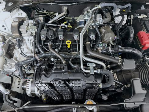 Used 2025 Nissan Altima 2.5 SV image 30