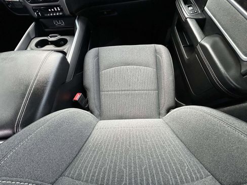 Used 2021 RAM 2500 Big Horn w/ Night Edition image 14