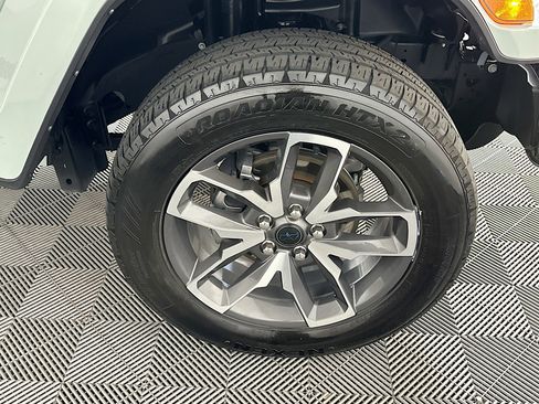 Used 2024 Jeep Wrangler Sport S image 11