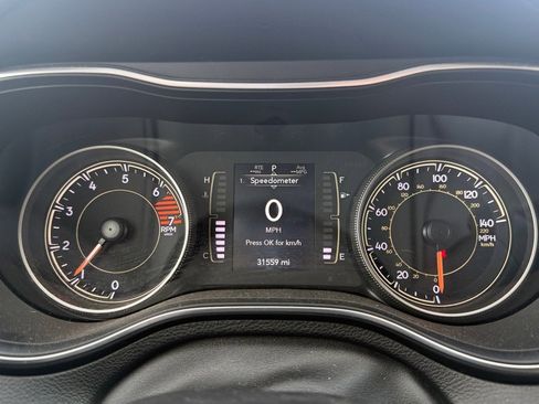 Used 2020 Jeep Cherokee Latitude Plus w/ Cold Weather Group image 31