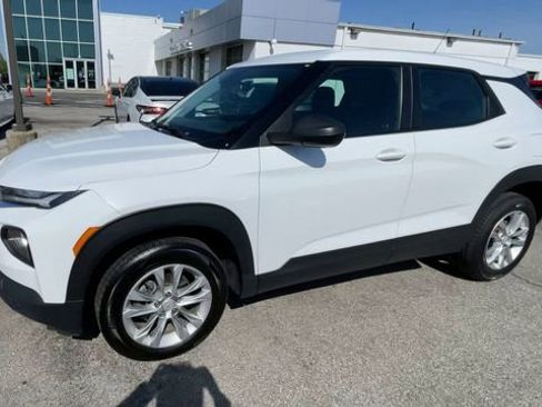 Used 2023 Chevrolet TrailBlazer LS AWD/4WD image 6