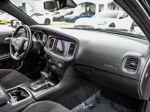 Used 2022 Dodge Charger Scat Pack RWD image 10