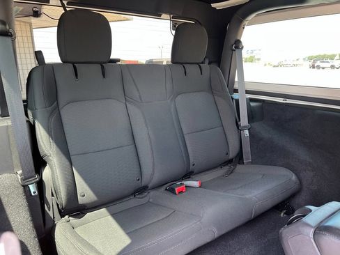 Used 2021 Jeep Wrangler Sport AWD/4WD image 17