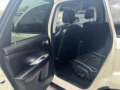 Used 2012 Dodge Journey R/T w/ Flexible Seating Group image 39