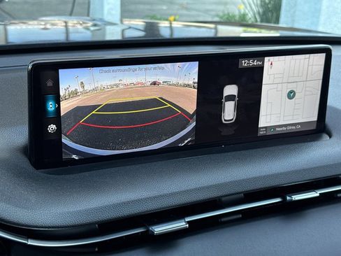 Used 2025 Genesis GV70 2.5T image 18