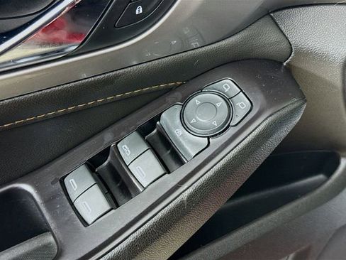 Used 2020 Chevrolet Traverse LT w/ LPO, Floor Liner Package image 17