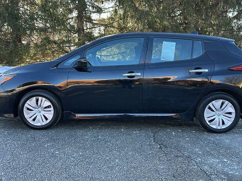 Certified 2023 Nissan Leaf S image 26