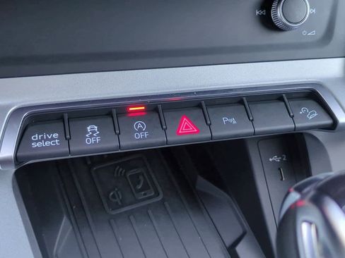 Used 2022 Audi Q3 2.0T Premium Plus w/ Premium Plus Package image 18