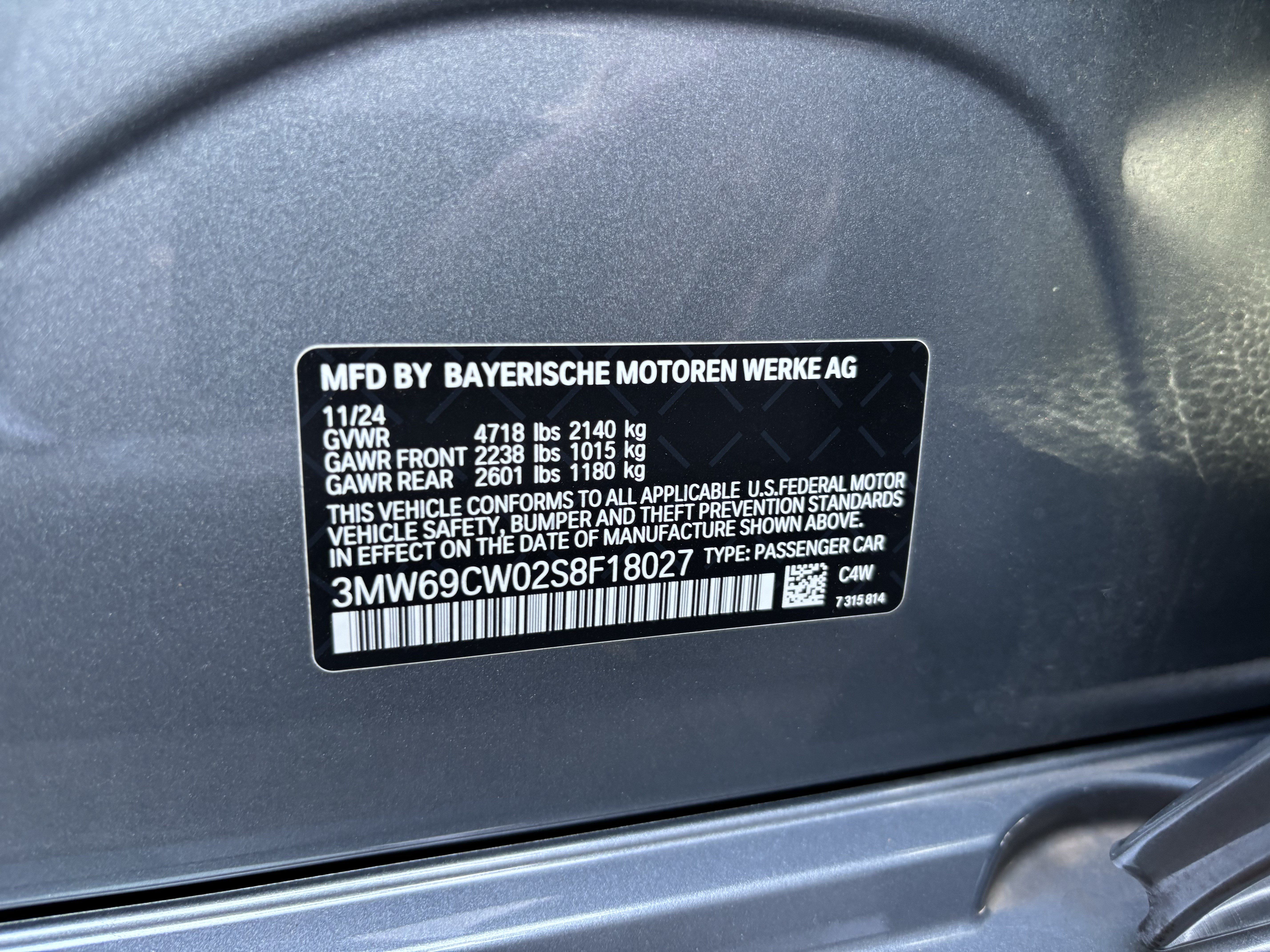 Certified 2025 BMW 330i Sedan RWD image 39