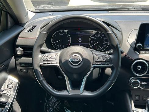 Used 2024 Nissan Sentra SR FWD image 34