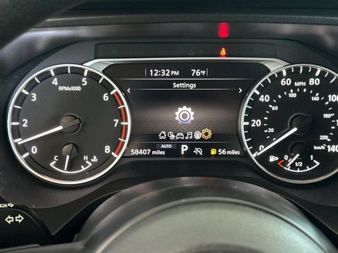 Used 2024 Nissan Rogue SV AWD/4WD image 33